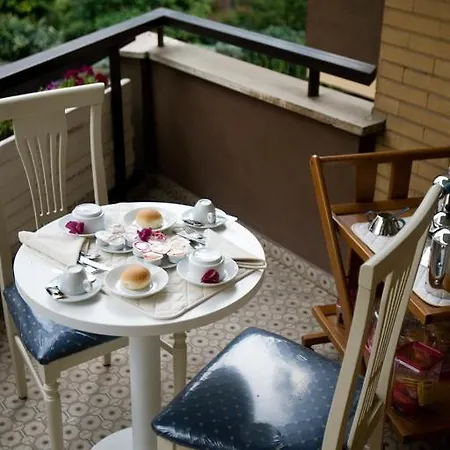 Piccolomini Inn Vaticano * Roma