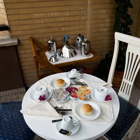 بيت ضيافة Piccolomini Inn Vaticano روما